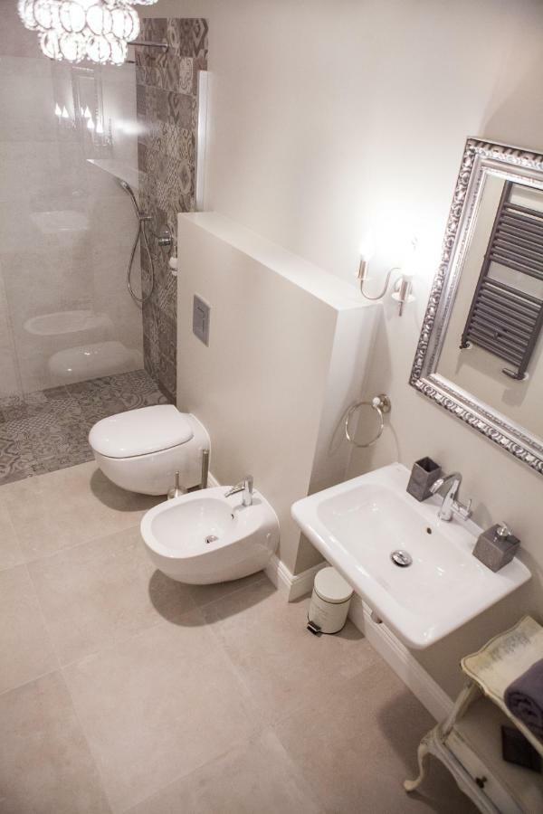Cherry House Apartments บิดกอชซ์ ภายนอก รูปภาพ